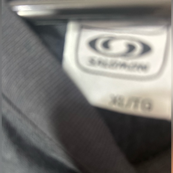 NWT SALOMON SPORTS BLACK T SHIRT SHORT SLEEVES IN SIZE XL - Picture 4 of 5